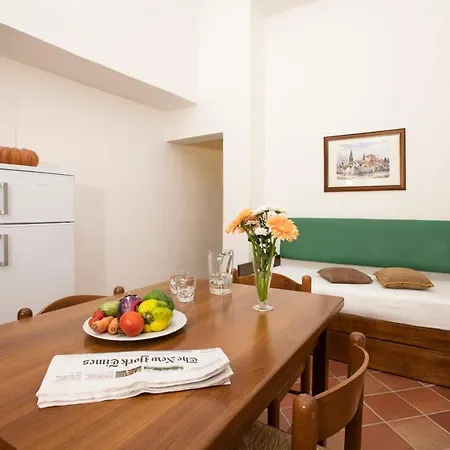 I Casali Aparthotel Principina Terra