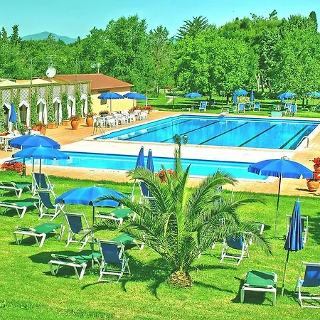 شقة فندقية I Casali By La Principina 3*